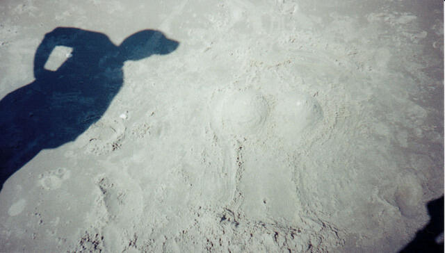 sand boobs 2