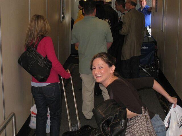 diggin the uneven surfaces in the jetway