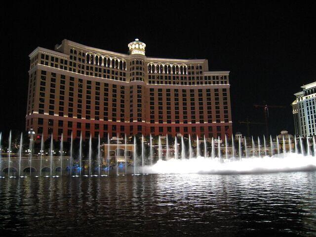 Bellagio Fountain Show II