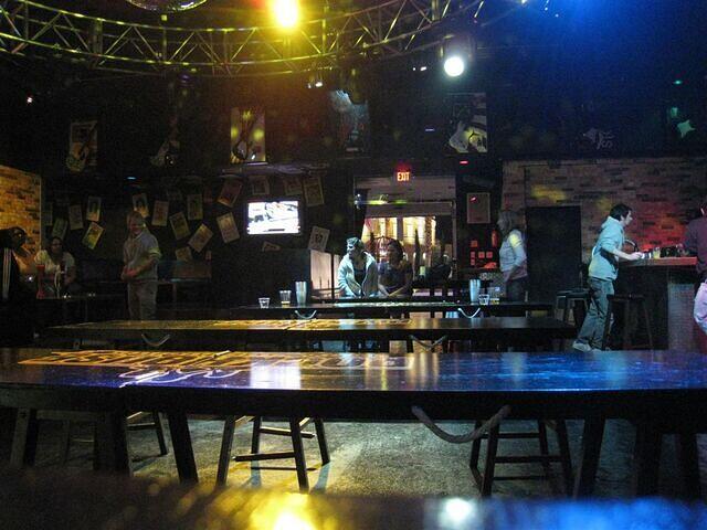 Beer Pong bar